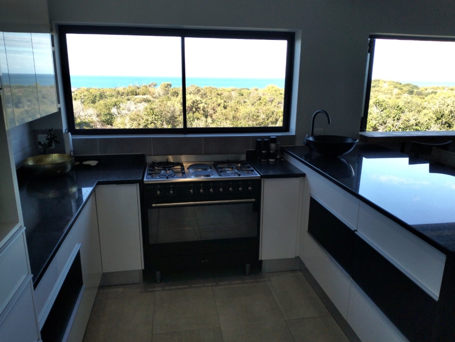 To Let 3 Bedroom Property for Rent in Tergniet Western Cape